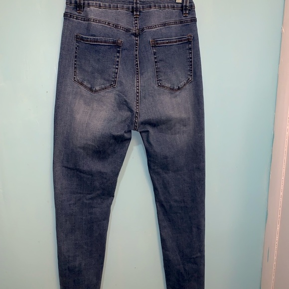 MISC Women's 13 Classic Distressed High Waist Straight Leg 5 Pocket Jeans - Picture 4 of 7